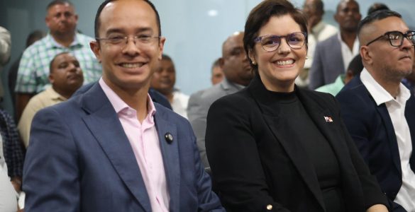 Junta Comunal de Parque Lefevre participa en el primer debate sobre reformas a la ley de descentralización en Panamá