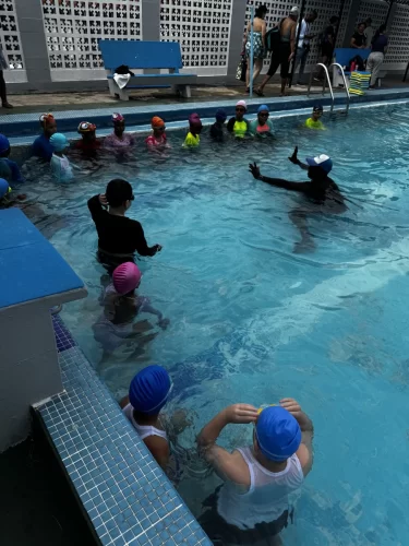 Galería del Curso de Natación – Junta Comunal de Parque Lefevre