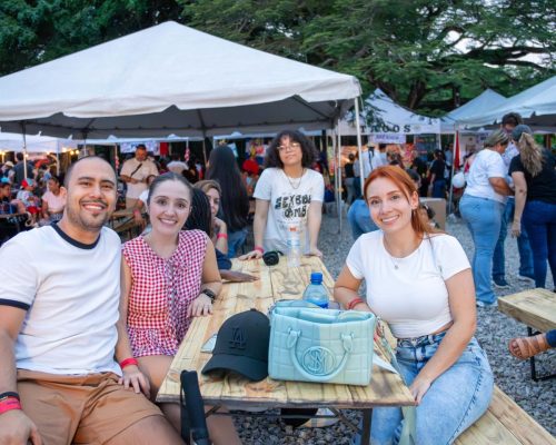 b435dcc3-57c7-423e-a449-18f031505cb3