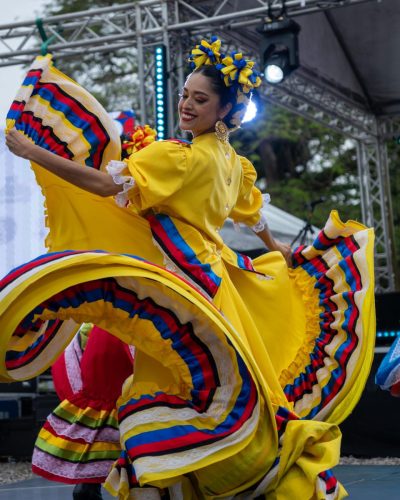 b9e5a8bd-8d98-4b92-aeb5-1c13c016c427